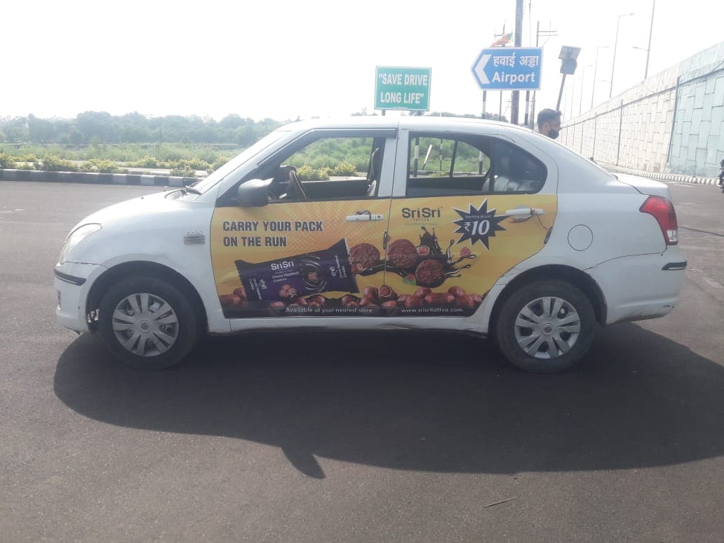 Cab branding full wrap campaign in a metro city